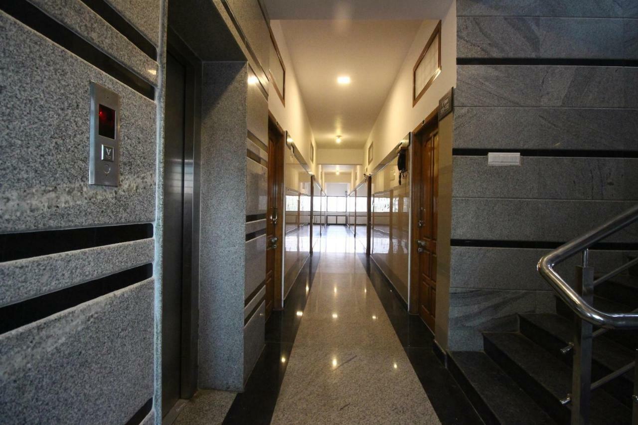 Oyo Flagship 30734 Jeevan Lodge Shimoga Exterior foto