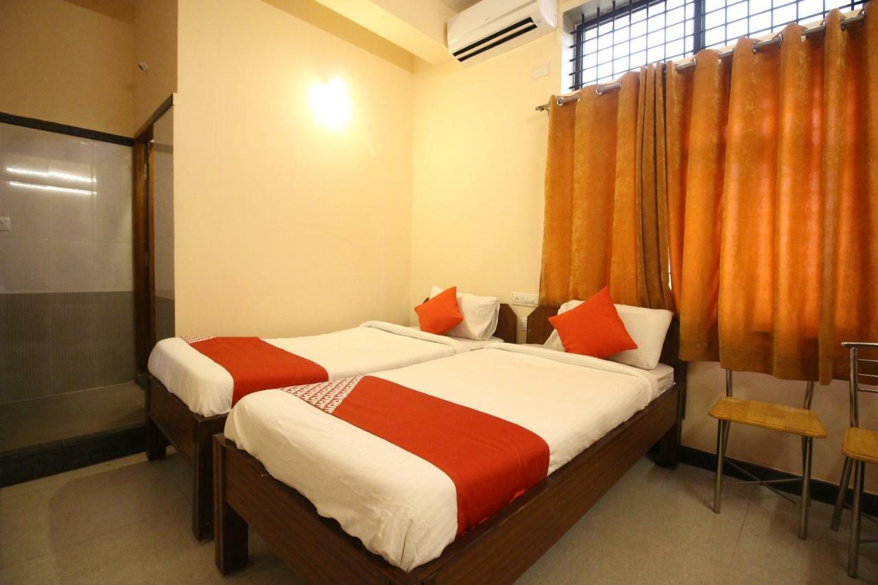 Oyo Flagship 30734 Jeevan Lodge Shimoga Exterior foto